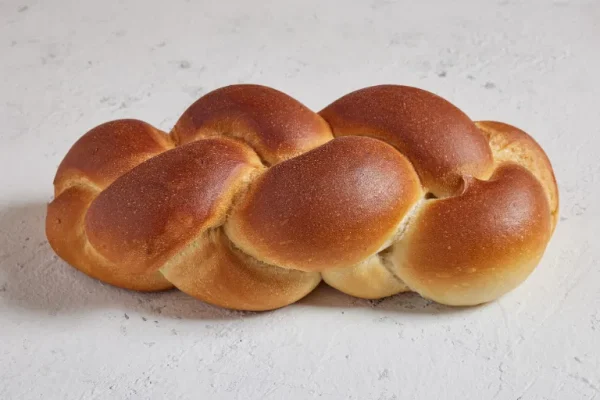 חלה קלועה חלקה